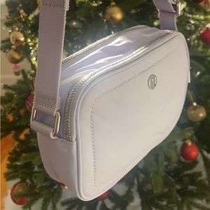 Lululemon Crossbody Camera Bag 2L - Free new silk scarf included